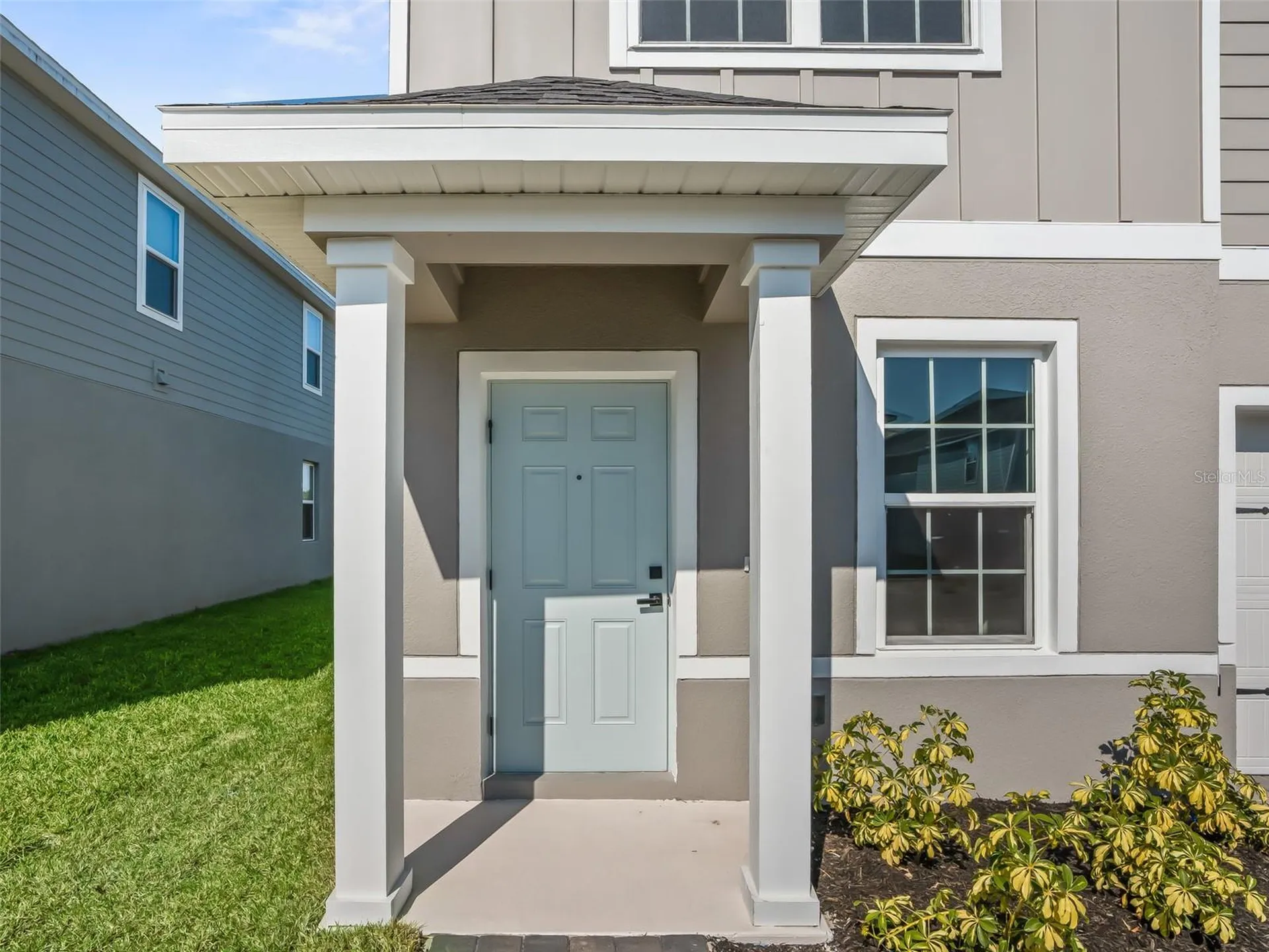 1205 Port Blue Way Lady Lake FL 32159