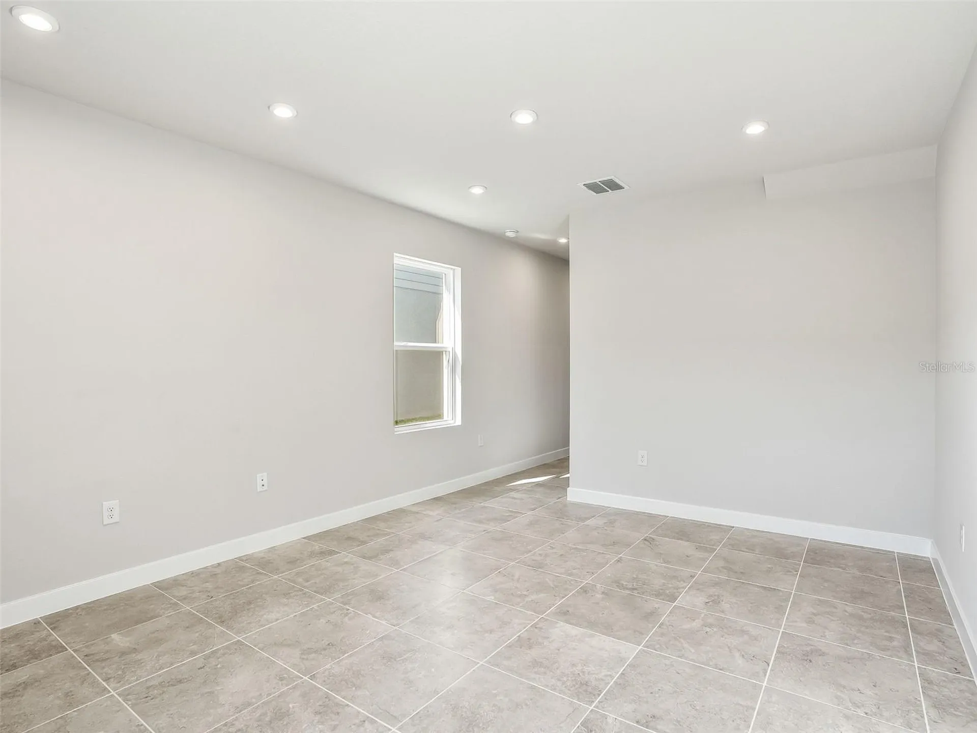 1205 Port Blue Way Lady Lake FL 32159
