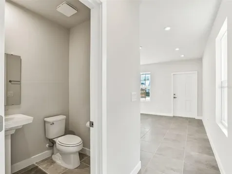 1205 Port Blue Way Lady Lake FL 32159