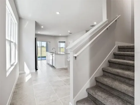 1205 Port Blue Way Lady Lake FL 32159