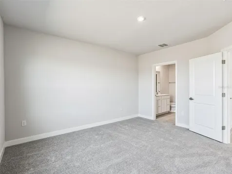 1205 Port Blue Way Lady Lake FL 32159