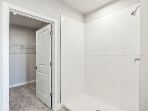 1205 Port Blue Way Lady Lake FL 32159