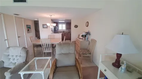 815 Ocean Shore Boulevard Ormond Beach FL 32176