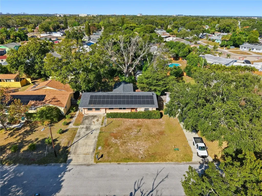 940 Orangeview Drive Largo FL 33778