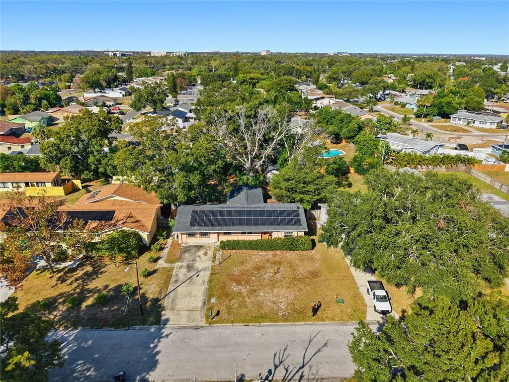 940 Orangeview Drive Largo FL 33778