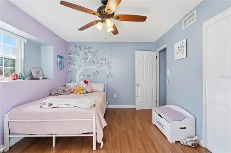 940 Orangeview Drive Largo FL 33778