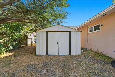 940 Orangeview Drive Largo FL 33778