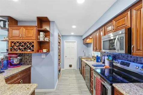 940 Orangeview Drive Largo FL 33778