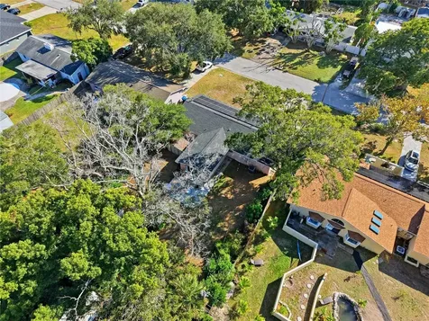 940 Orangeview Drive Largo FL 33778