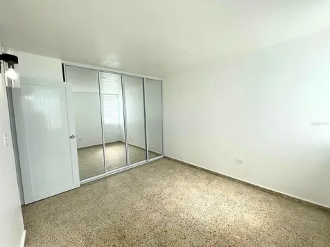 Calle 6 Urb Verdemar Humacao PR 00791