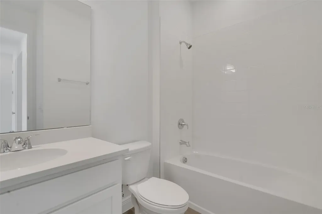 1022 Swamp Chestnut Loop Lady Lake FL 32159
