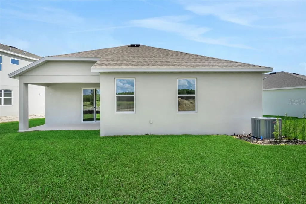 1022 Swamp Chestnut Loop Lady Lake FL 32159