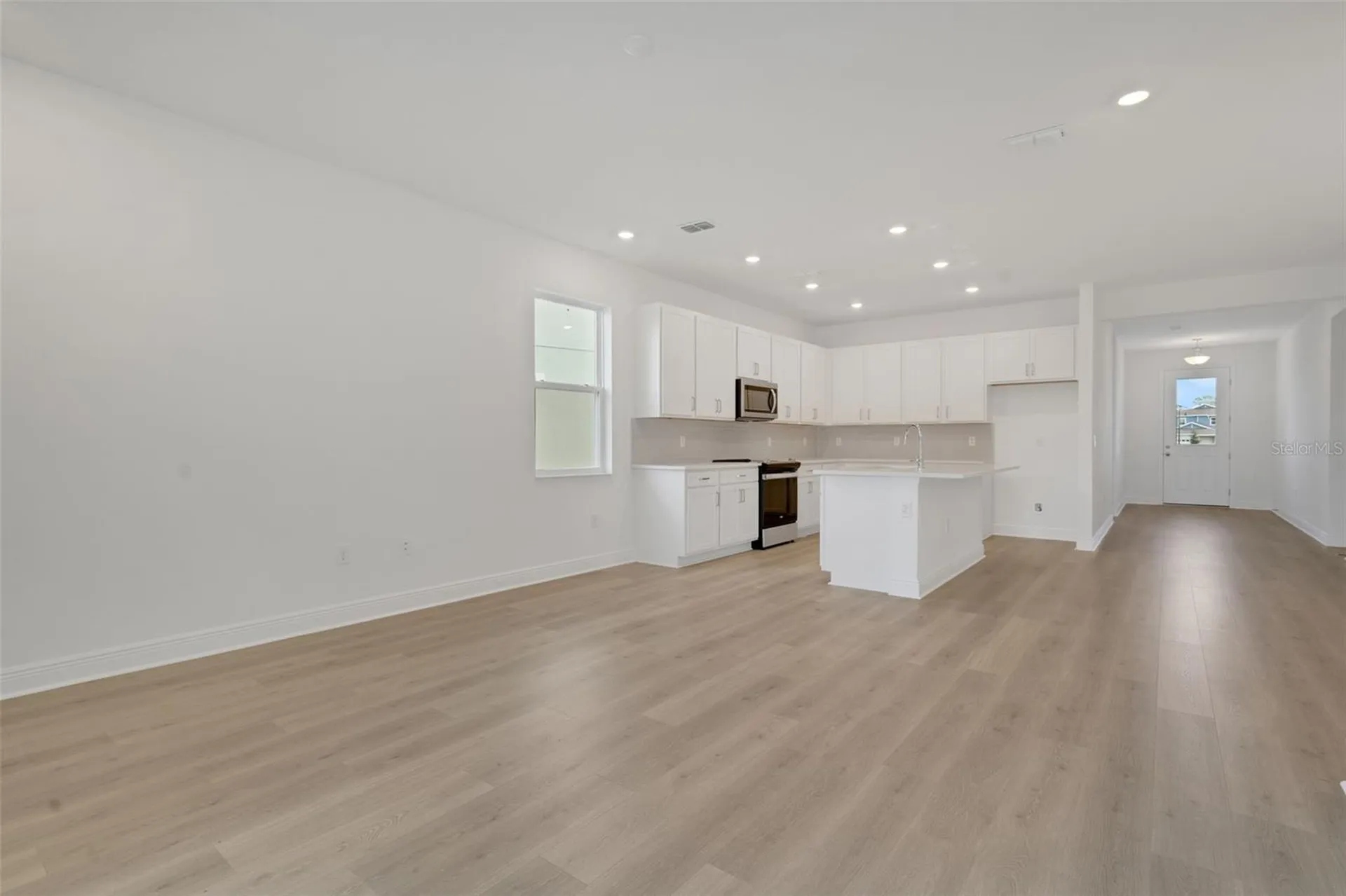 1022 Swamp Chestnut Loop Lady Lake FL 32159