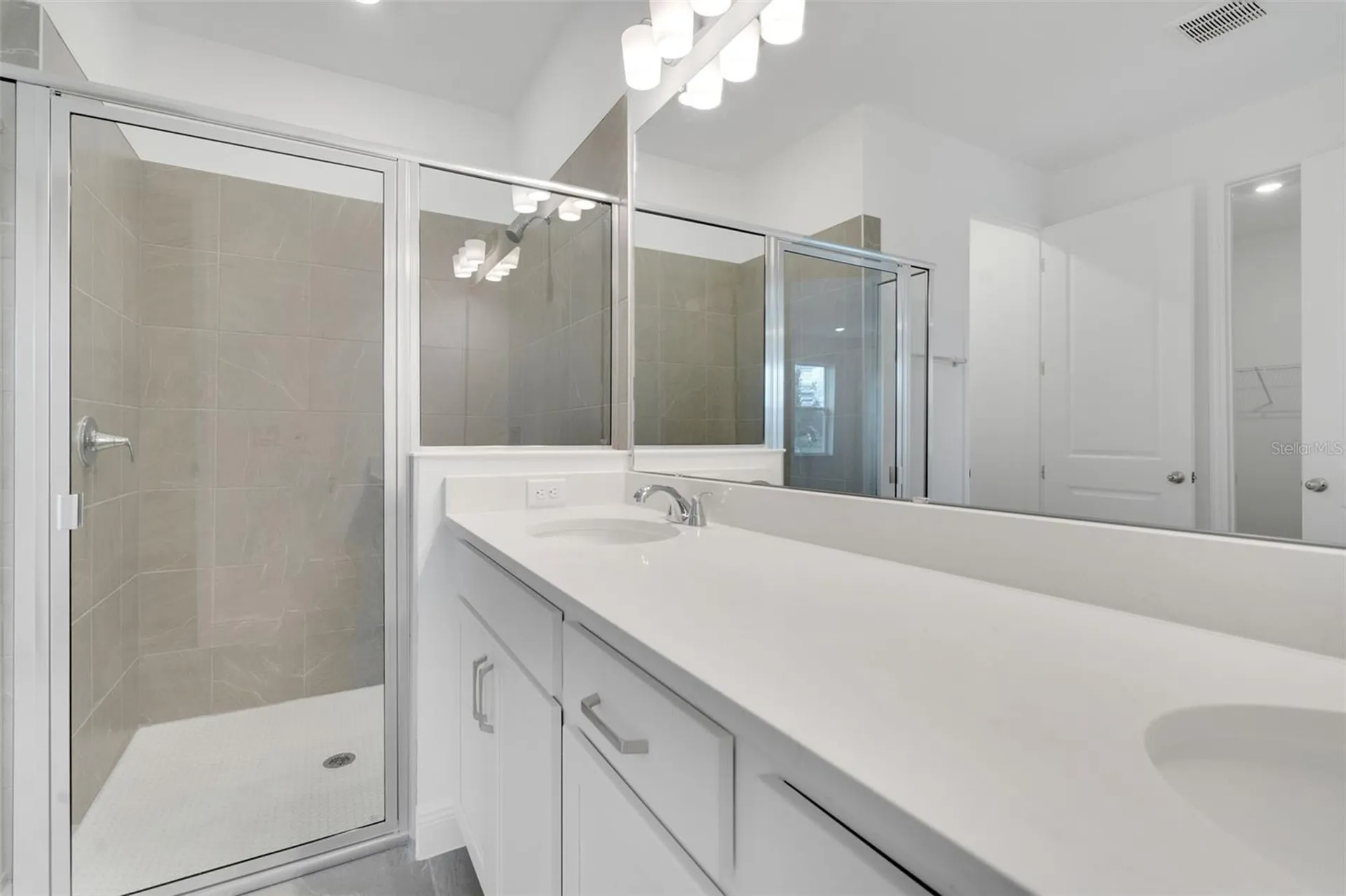 1022 Swamp Chestnut Loop Lady Lake FL 32159