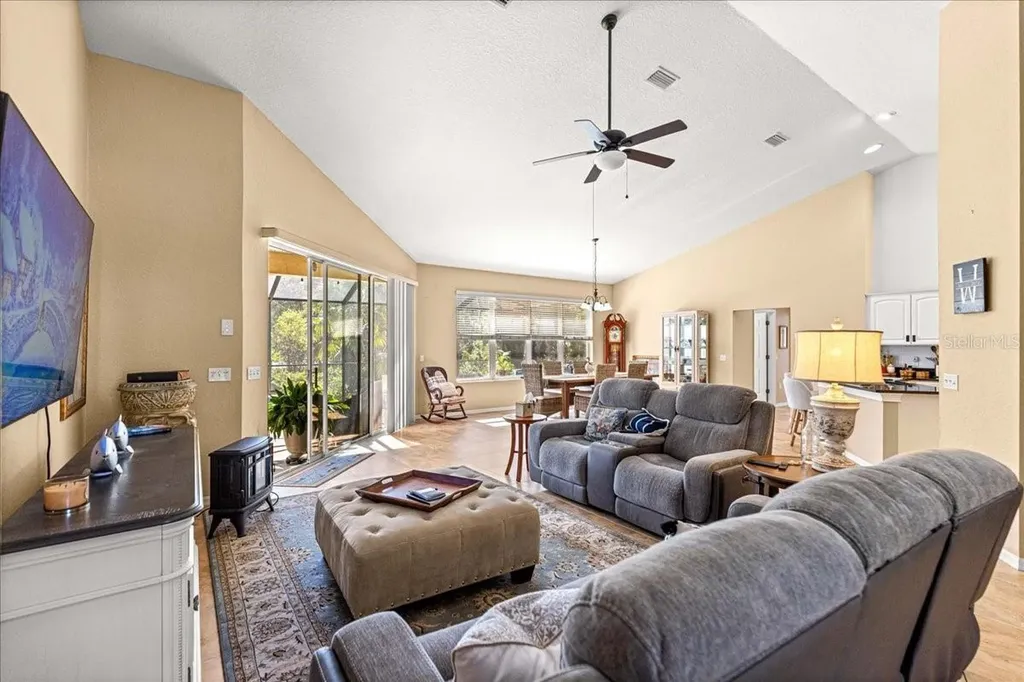 8297 SW 196th Court Road Dunnellon FL 34432
