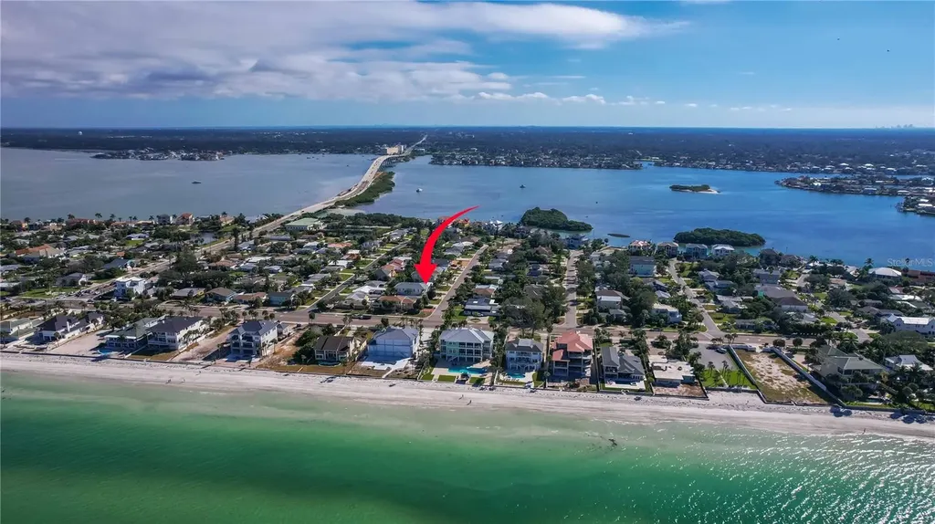 107 8th Street Belleair Beach FL 33786