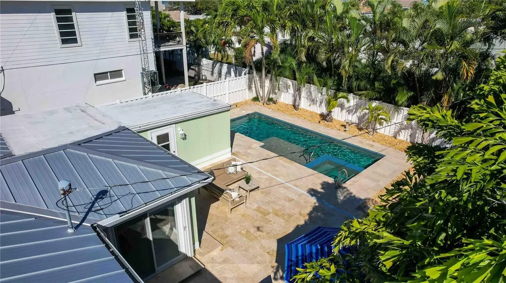 107 8th Street Belleair Beach FL 33786