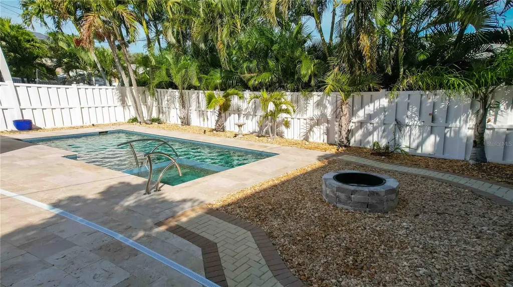 107 8th Street Belleair Beach FL 33786