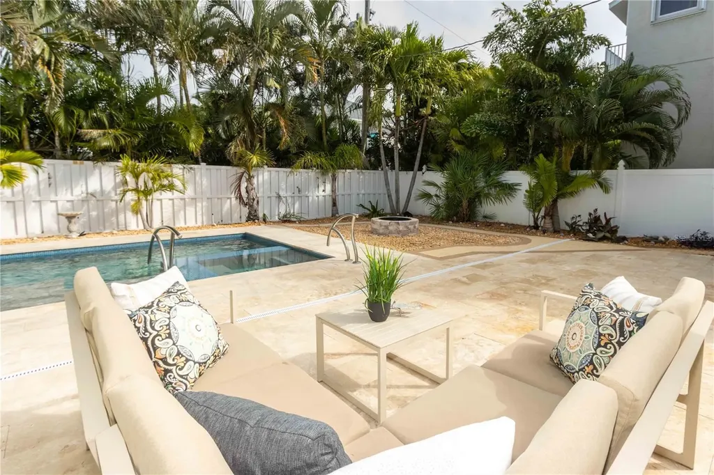 107 8th Street Belleair Beach FL 33786