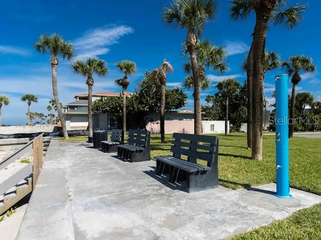 107 8th Street Belleair Beach FL 33786