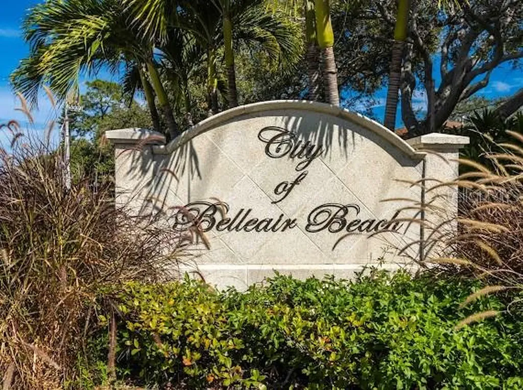 107 8th Street Belleair Beach FL 33786