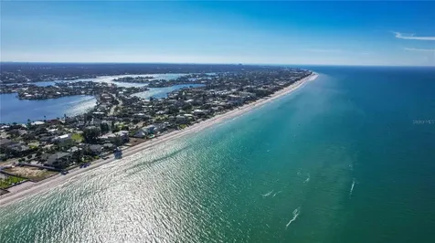 107 8th Street Belleair Beach FL 33786