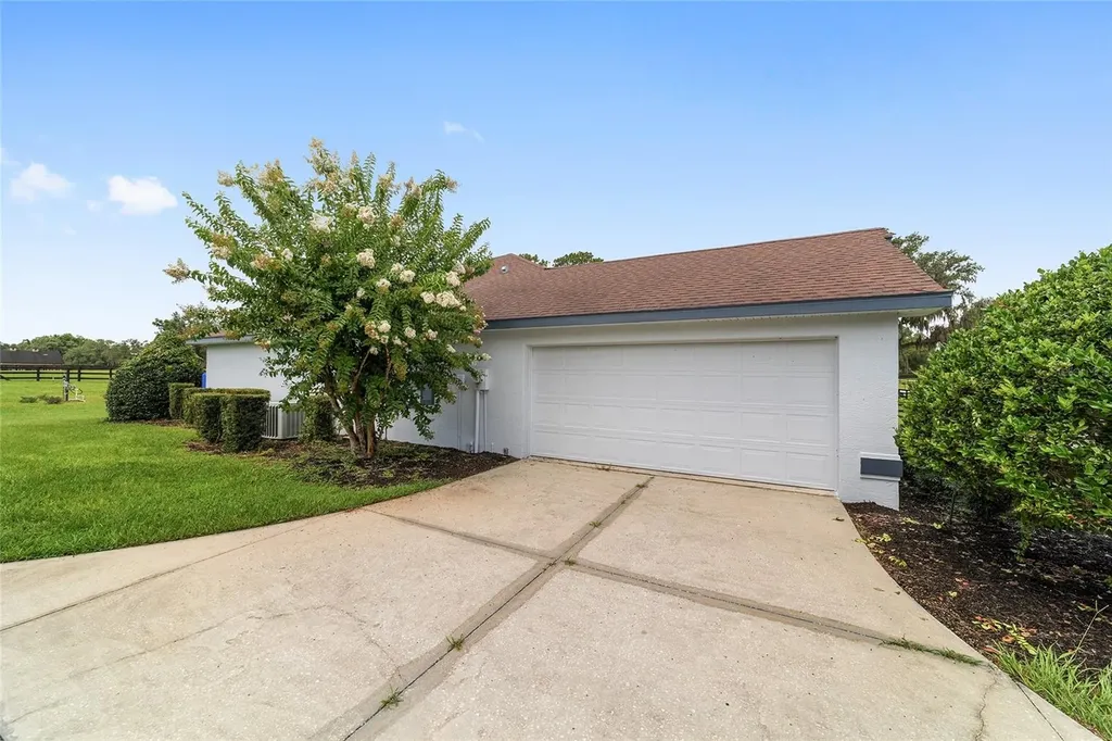 6208 NW 12th Street Ocala FL 34482
