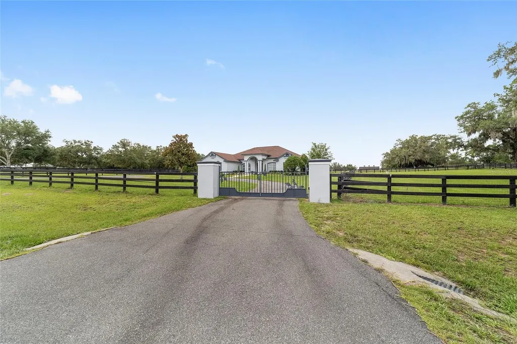 6208 NW 12th Street Ocala FL 34482
