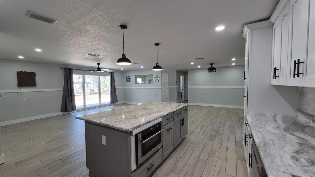 571 NW 14th Place Crystal River FL 34428