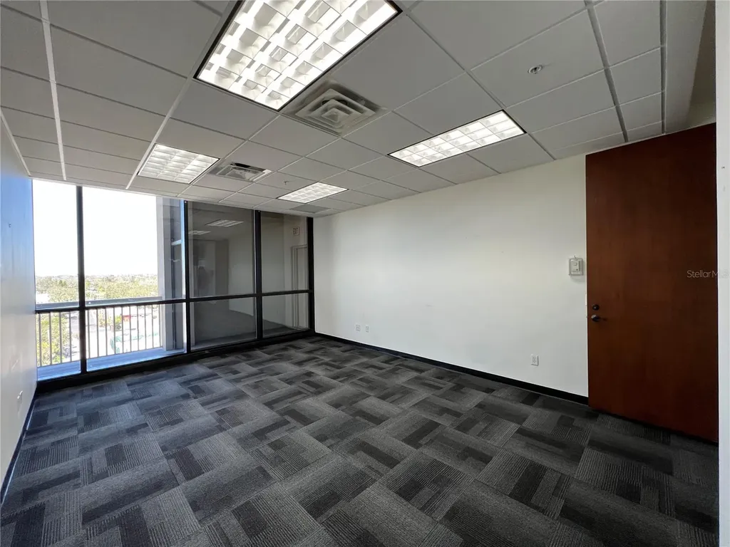 1255 Cleveland Street Clearwater FL 33755