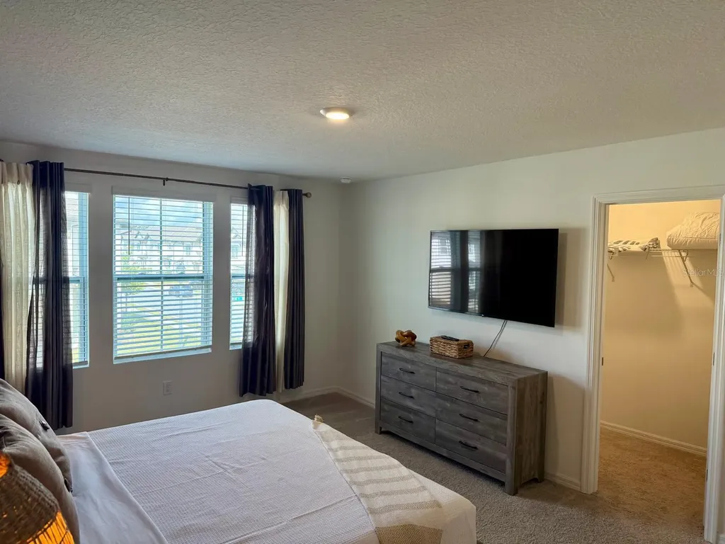 803 Longboat Dr, Davenport FL 33896