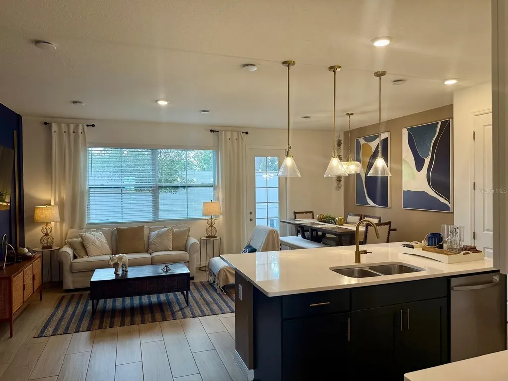 803 Longboat Dr, Davenport FL 33896