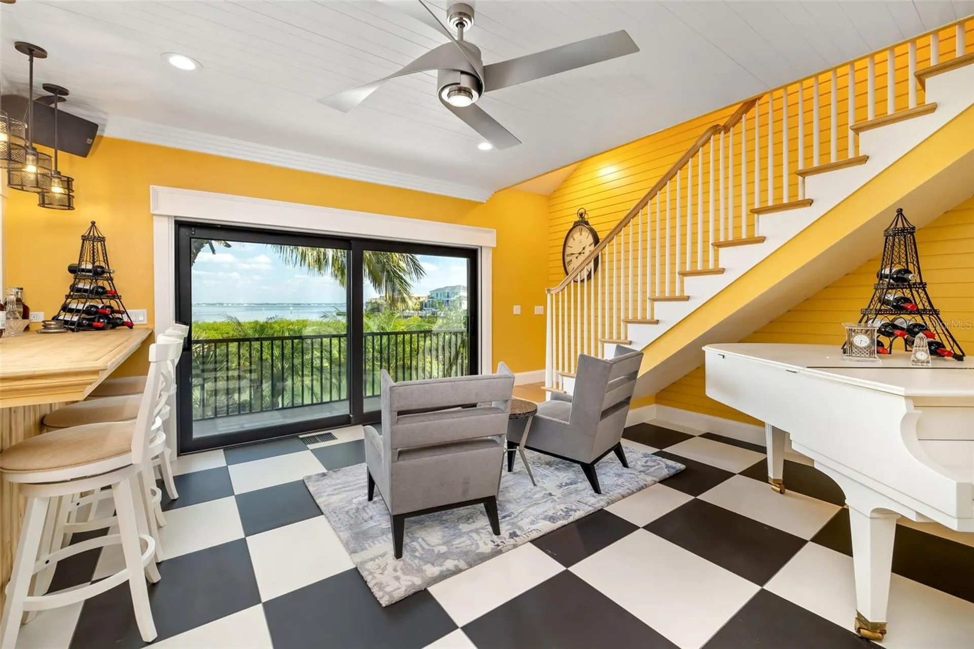 560 Harbor Cove Circle Longboat Key FL 34228