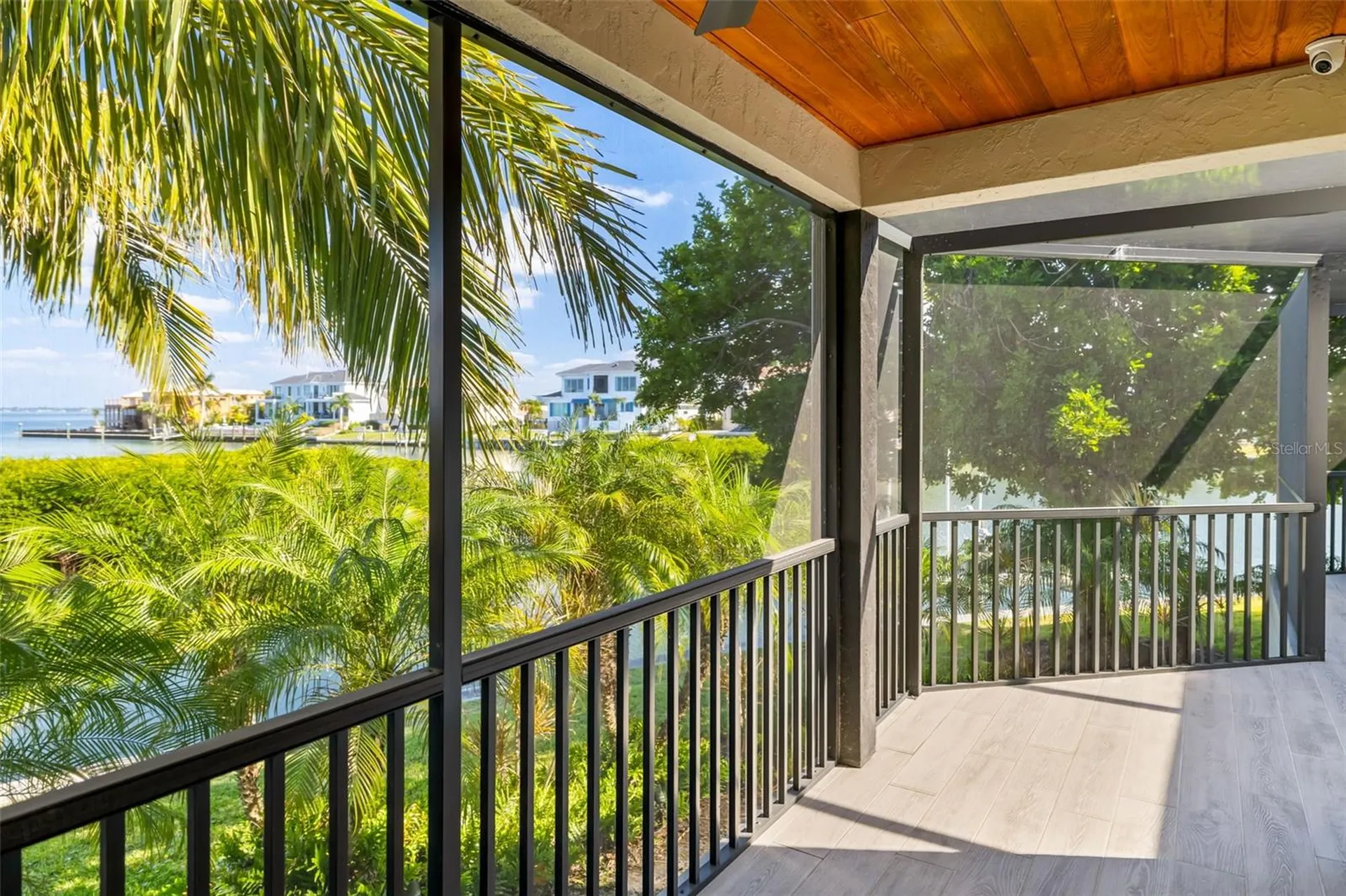560 Harbor Cove Circle Longboat Key FL 34228