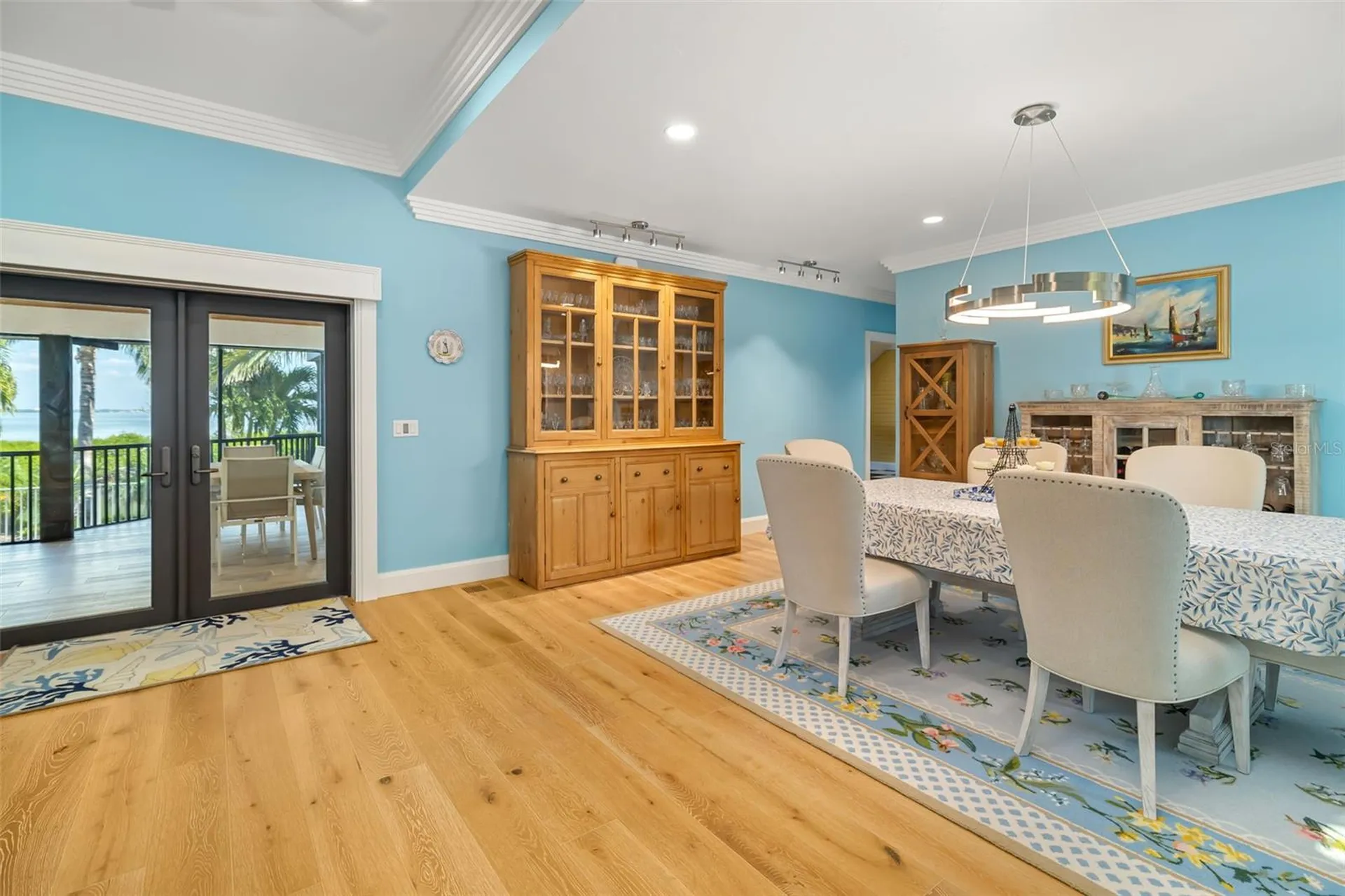 560 Harbor Cove Circle Longboat Key FL 34228