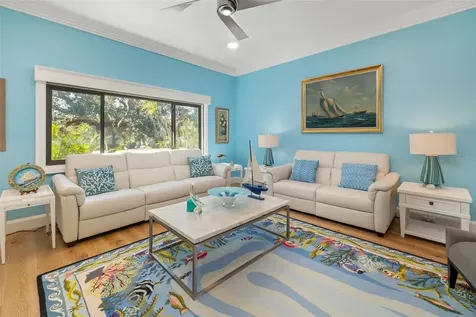 560 Harbor Cove Circle Longboat Key FL 34228