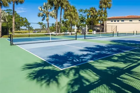 560 Harbor Cove Circle Longboat Key FL 34228