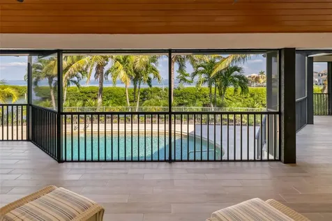 560 Harbor Cove Circle Longboat Key FL 34228