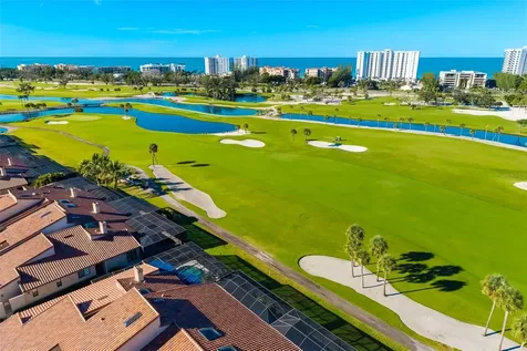 560 Harbor Cove Circle Longboat Key FL 34228