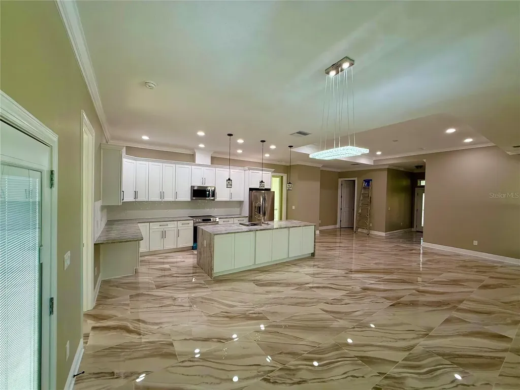 8511 N Newport Avenue Tampa FL 33604