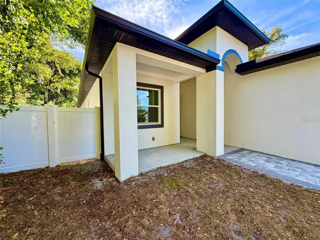 8511 N Newport Avenue Tampa FL 33604