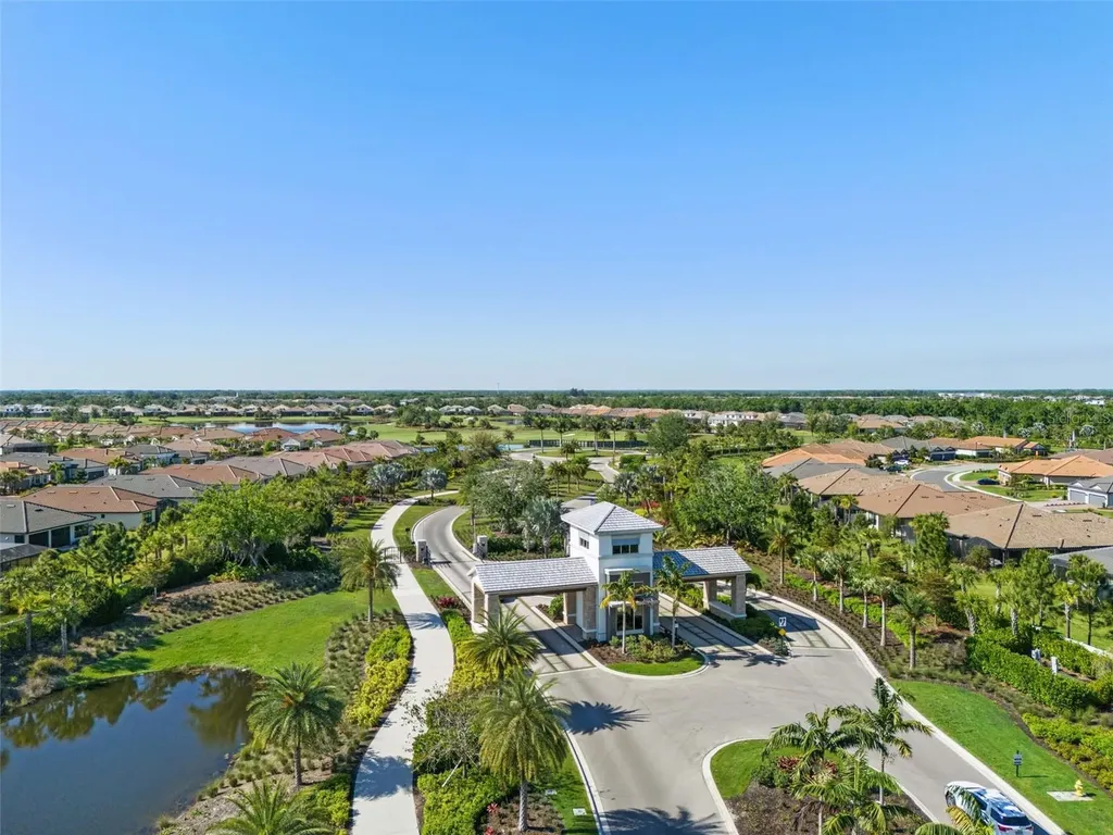 3679 Santa Caterina Boulevard Bradenton FL 34211