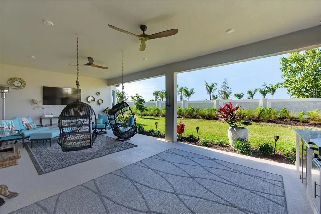 3679 Santa Caterina Boulevard Bradenton FL 34211