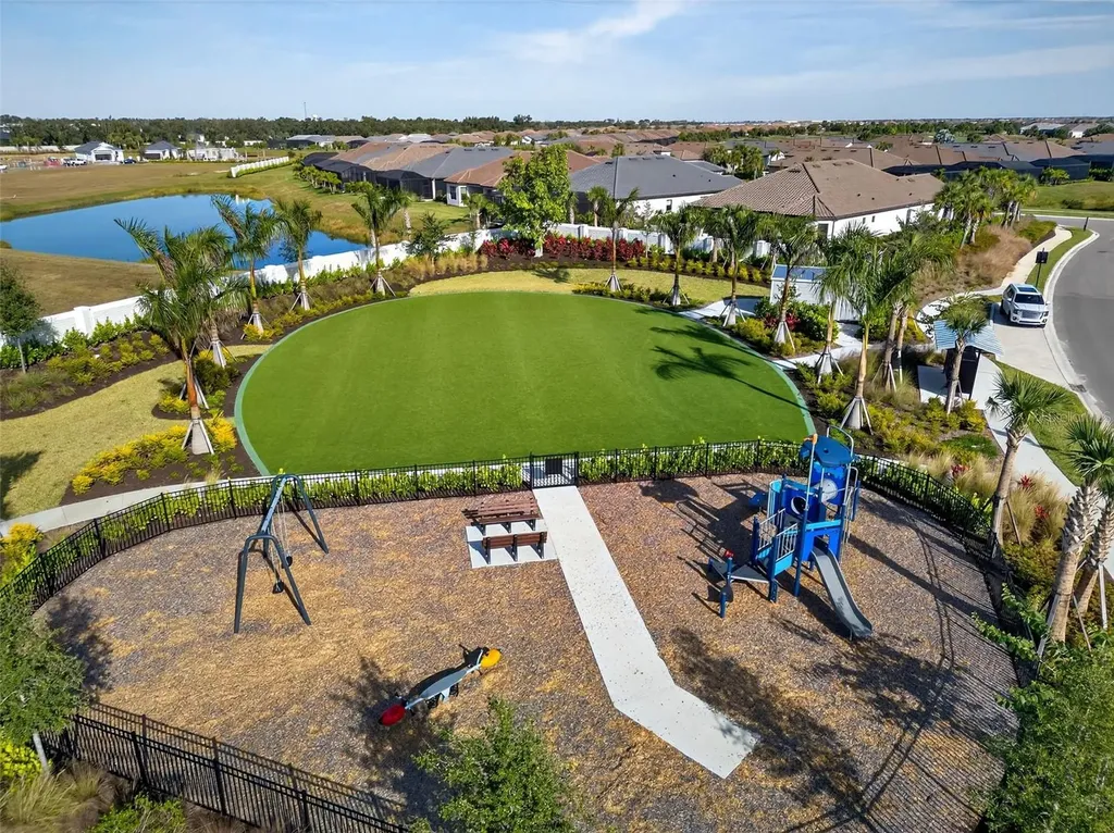 3679 Santa Caterina Boulevard Bradenton FL 34211