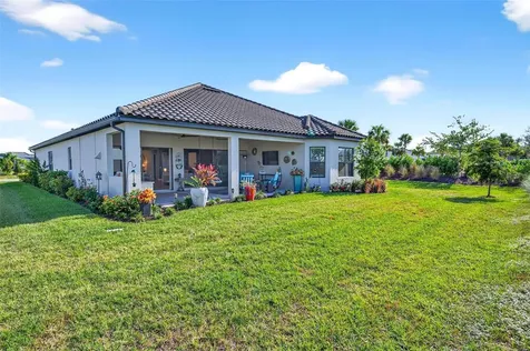 3679 Santa Caterina Boulevard Bradenton FL 34211