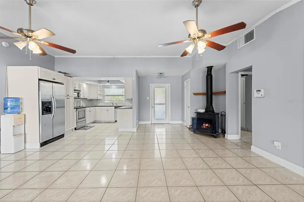 20228 County Line Road Lutz FL 33558