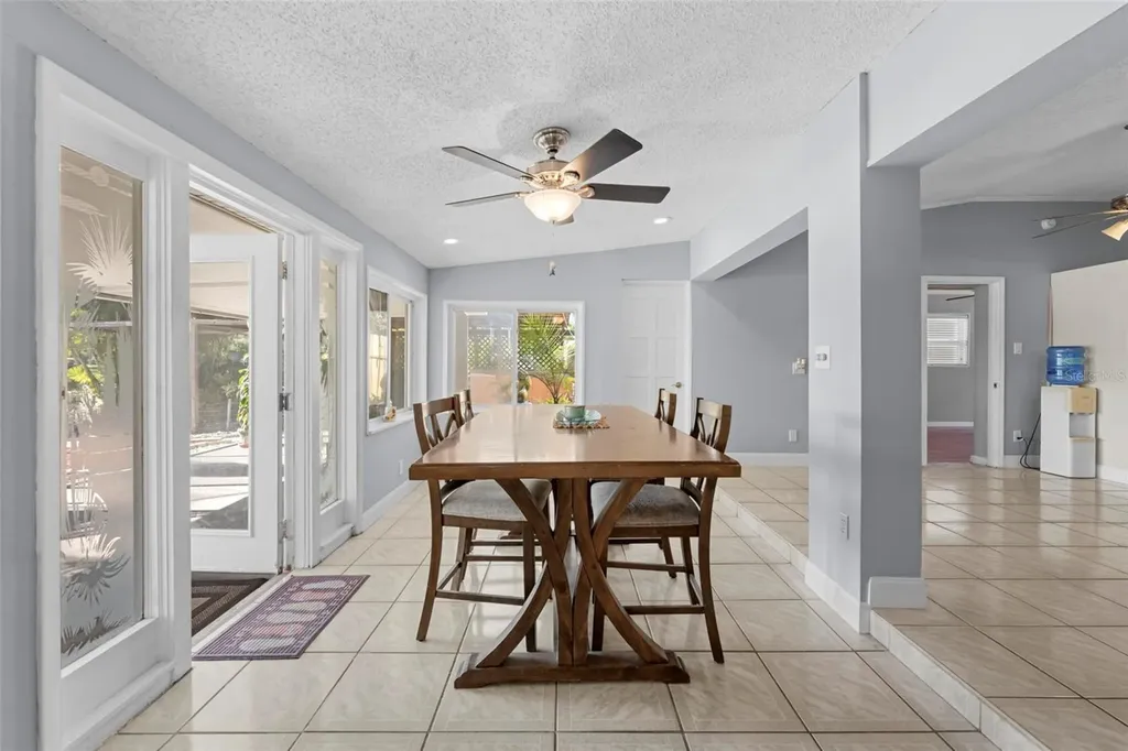 20228 County Line Road Lutz FL 33558