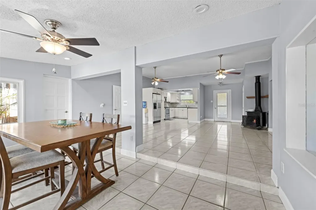 20228 County Line Road Lutz FL 33558