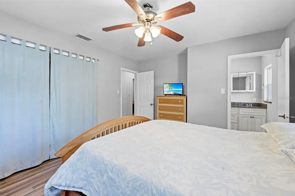 20228 County Line Road Lutz FL 33558