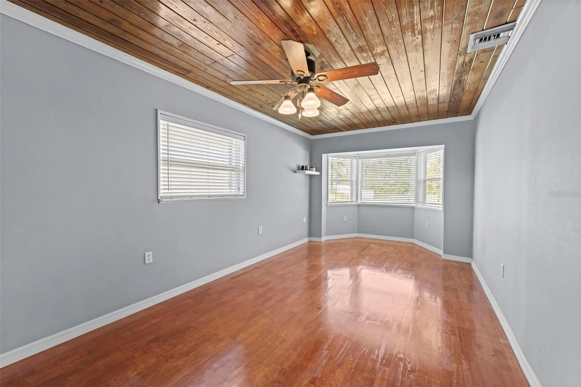 20228 County Line Road Lutz FL 33558